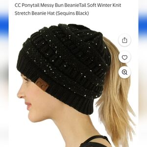 C.C Messy Bun Beanie Tail Black Silver